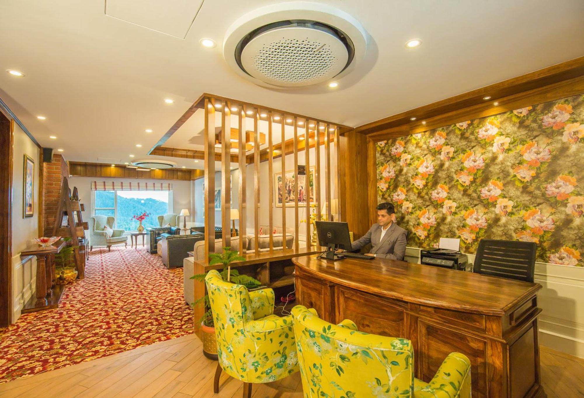 The Retreat Mashobra, Shimla Hotel Exterior photo