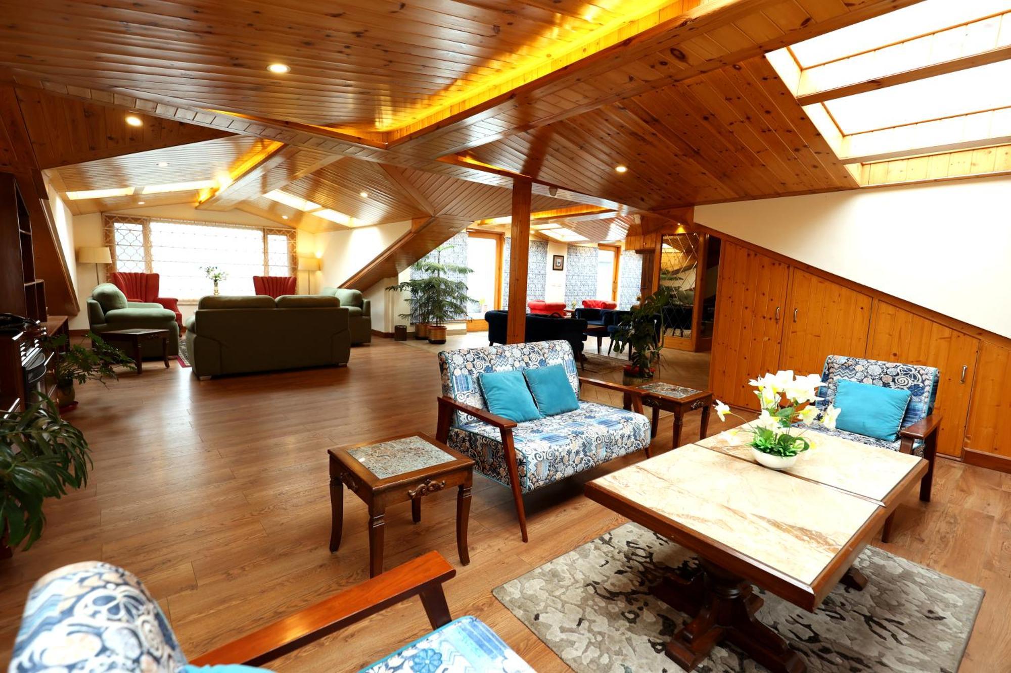The Retreat Mashobra, Shimla Hotel Exterior photo
